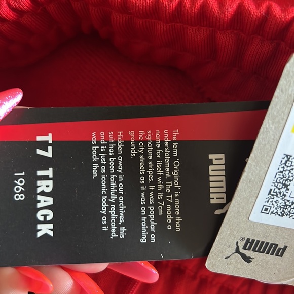 Puma Red Sweats - Picture 4 of 4